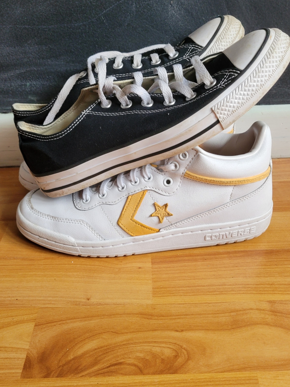 Converse Size 7 Bundle: Chuck Taylor All Star. White & Yellow Fastbreak Pro Mid